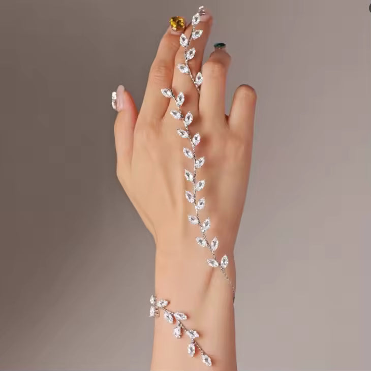 bracelet haind chain