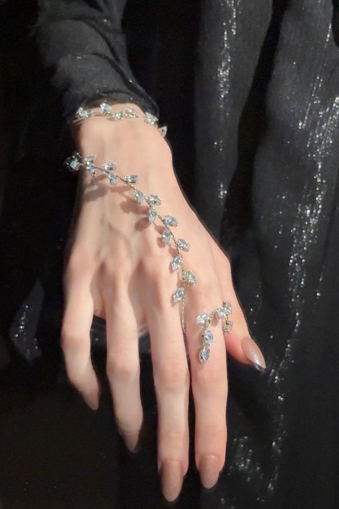 bracelet haind chain